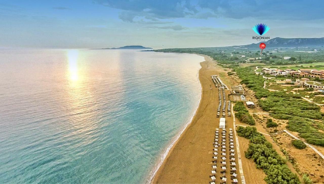 Riqionian House Βίλα Βρωμονέρι Εξωτερικό φωτογραφία